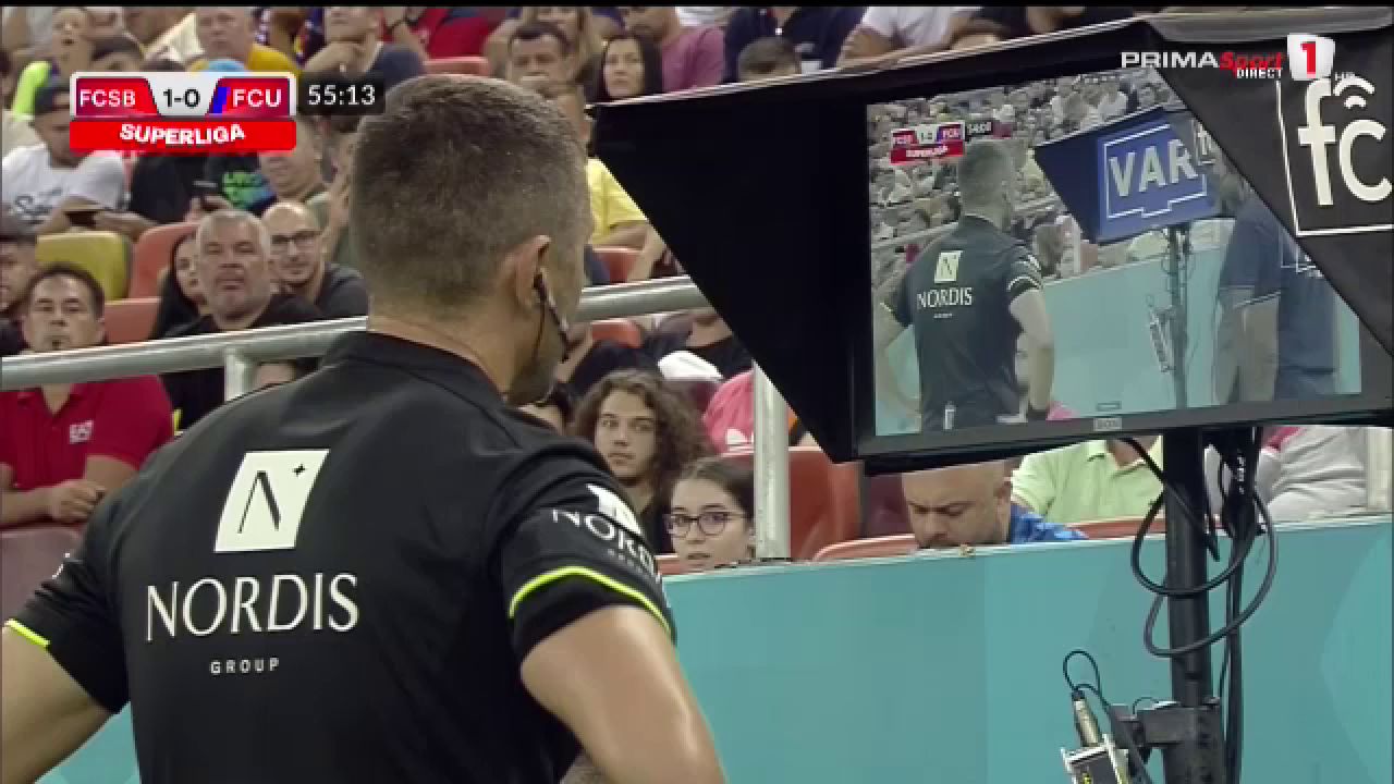 A cedat VAR-ul pe Arena Națională! Cojocaru mai că a văzut tot meciul în reluare până să dea penalty pentru FCU_11