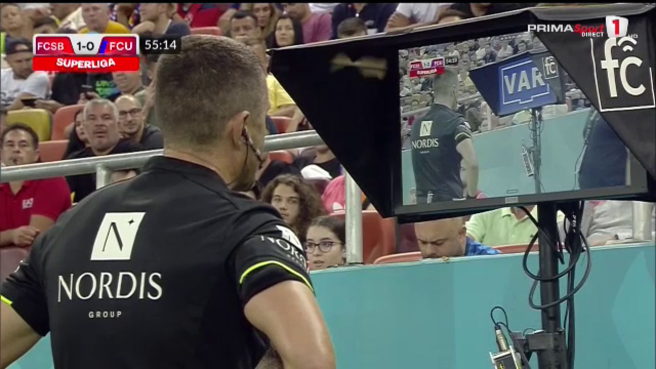 A cedat VAR-ul pe Arena Națională! Cojocaru mai că a văzut tot meciul în reluare până să dea penalty pentru FCU_17