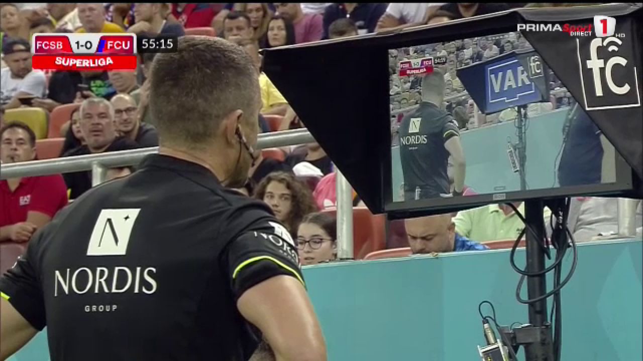 A cedat VAR-ul pe Arena Națională! Cojocaru mai că a văzut tot meciul în reluare până să dea penalty pentru FCU_18