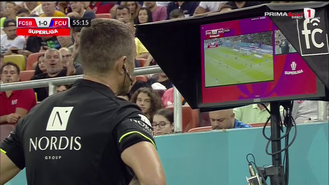 A cedat VAR-ul pe Arena Națională! Cojocaru mai că a văzut tot meciul în reluare până să dea penalty pentru FCU_21
