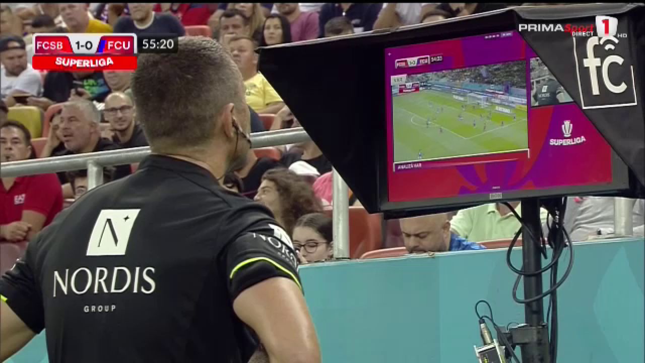 A cedat VAR-ul pe Arena Națională! Cojocaru mai că a văzut tot meciul în reluare până să dea penalty pentru FCU_35