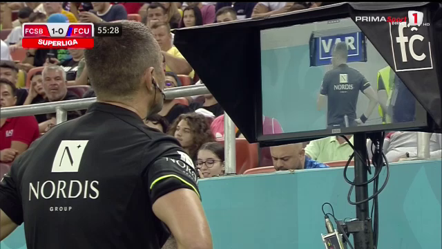A cedat VAR-ul pe Arena Națională! Cojocaru mai că a văzut tot meciul în reluare până să dea penalty pentru FCU_64