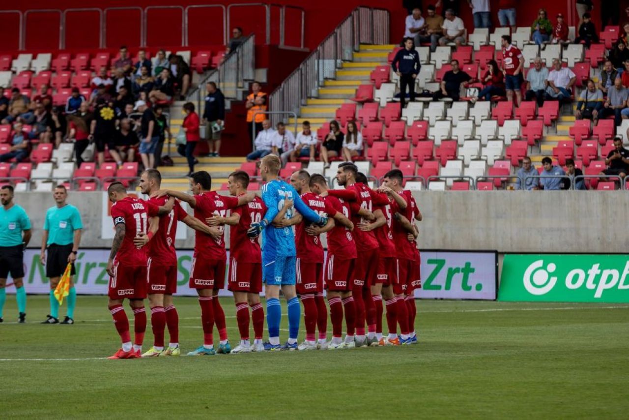Otto Hindrich a debutat în Ungaria! Portarul de 19 ani a fost integralist într-un meci nebun_3