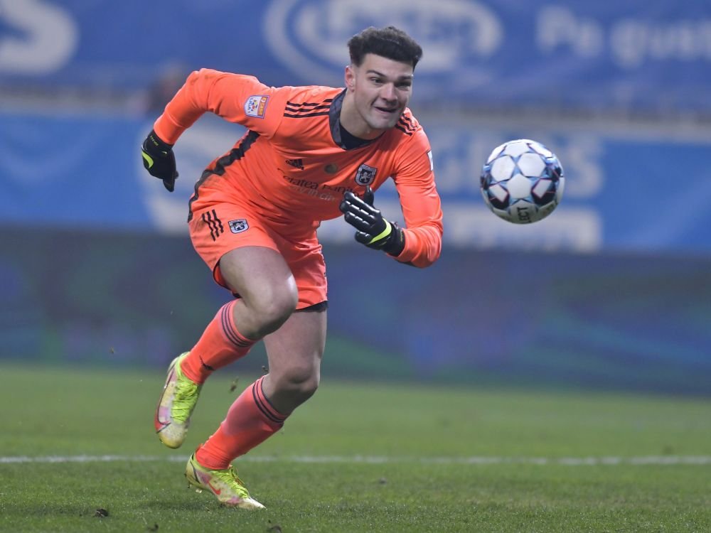 Târnovanu și Popa, MVP-urile serii din FCSB - FCU Craiova. Ciprian Marica, laude la adresa portarilor _12