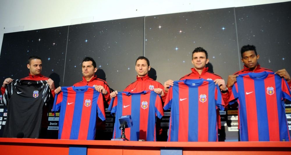 Bad boy la FCSB! L-a mințit pe Reghecampf și a plecat: „Am supraturat motocicleta și am intrat într-o mașină! Nu aveam permis!” _6