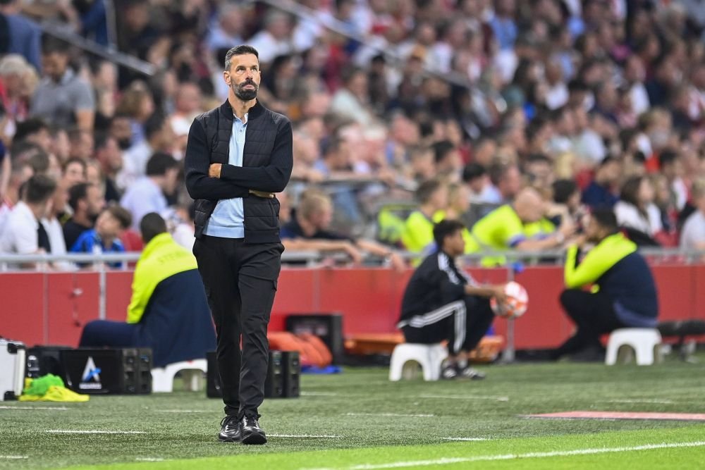 Ruud van Nistelrooy a ajuns ”dom' profesor”! Cum arată acum fostul atacant al lui Manchester United și Real Madrid devenit antrenor_10