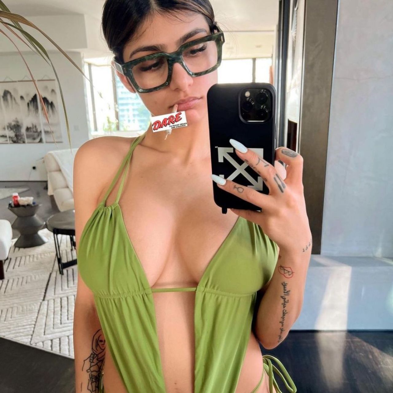 Mia Khalifa și noua sa cucerire? Modelul a fost surprins în locuința unui jucător de fotbal _12
