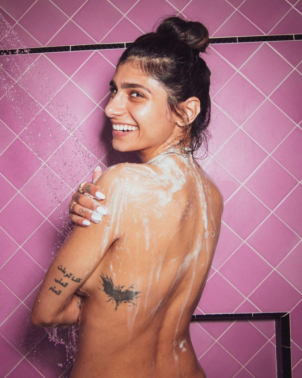 Mia Khalifa și noua sa cucerire? Modelul a fost surprins în locuința unui jucător de fotbal _24