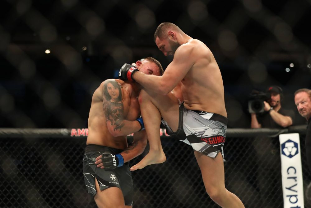 Nicolae Negumereanu, mai bun decât fostul campion UFC Mauricio Shogun Rua. Galele UFC sunt LIVE pe Pro Arena și VOYO_6