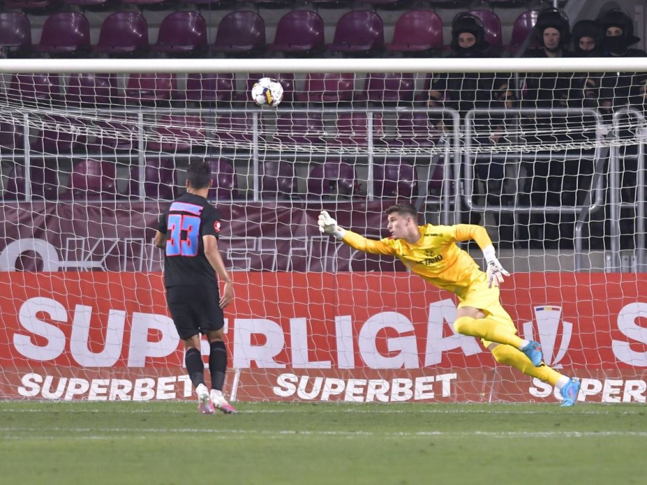 Dunajska Streda - FCSB | „Sunt la fel!” Comparația neașteptată a lui Târnovanu cu privire la adversara