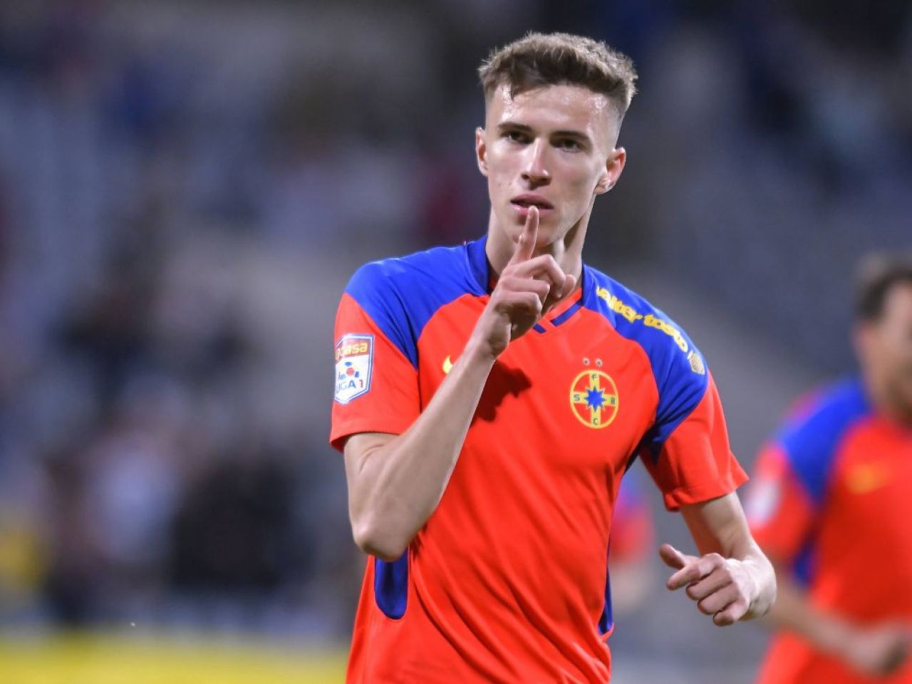 Tavi Popescu, prestație dezamăgitoare în victoria FCSB-ului cu Dunajska? Răspunsul dat de Ilie Dumitrescu_1