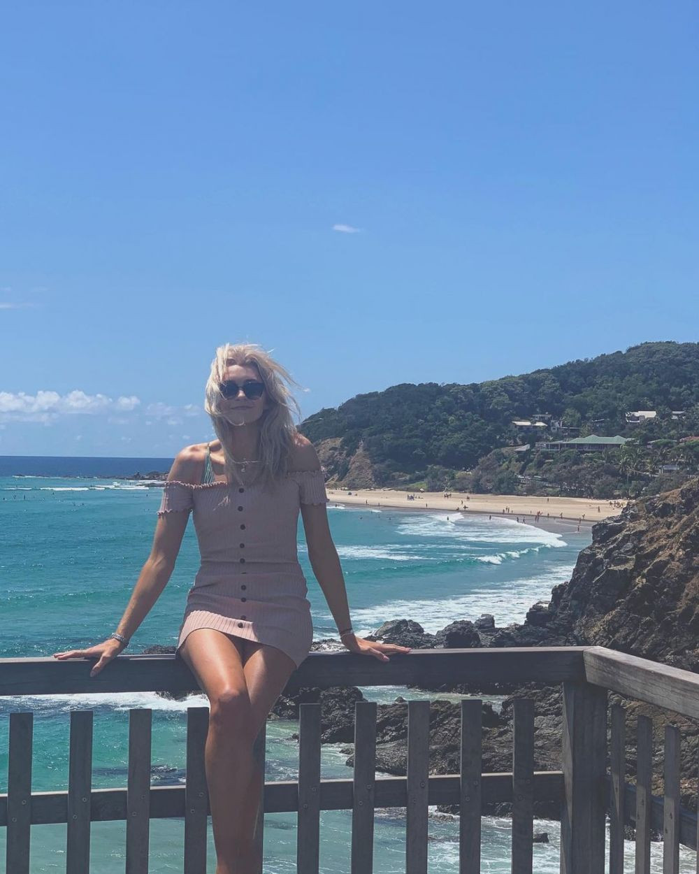 Ea este David Beckham din netball! A luat privirile tuturor c&acirc;nd a &icirc;nceput să danseze și să c&acirc;nte &icirc;n timpul meciului&nbsp;