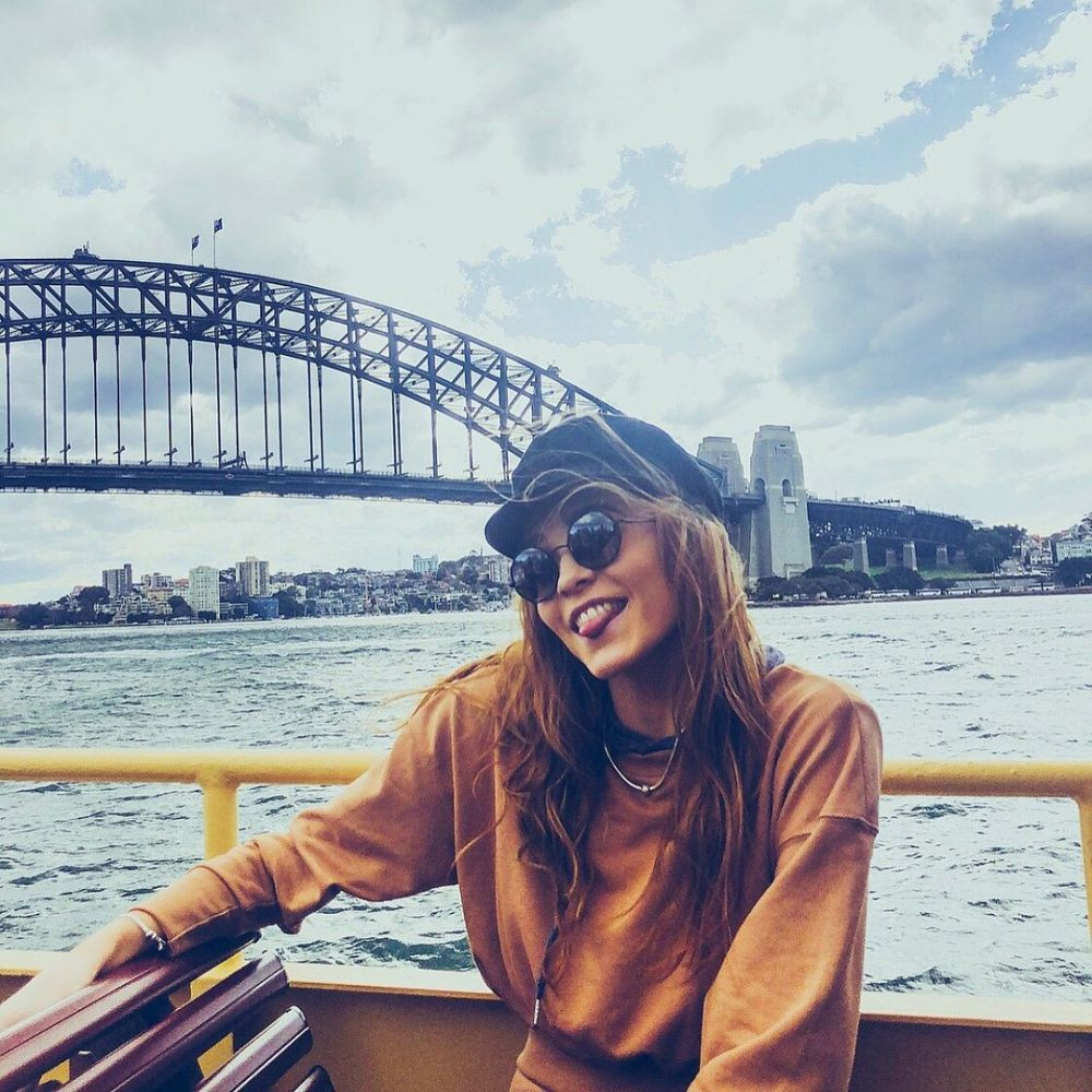 Ea este David Beckham din netball! A luat privirile tuturor când a început să danseze și să cânte în timpul meciului _7