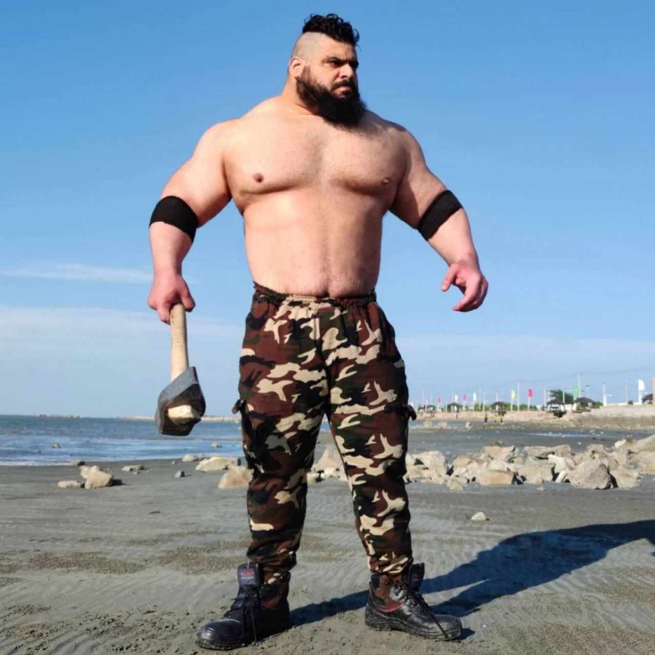 „Hulk din Iran”, făcut praf de iranieni după ce a fost umilit în ring: „Fake Hulk! A făcut de râs o țară întreagă!” _3