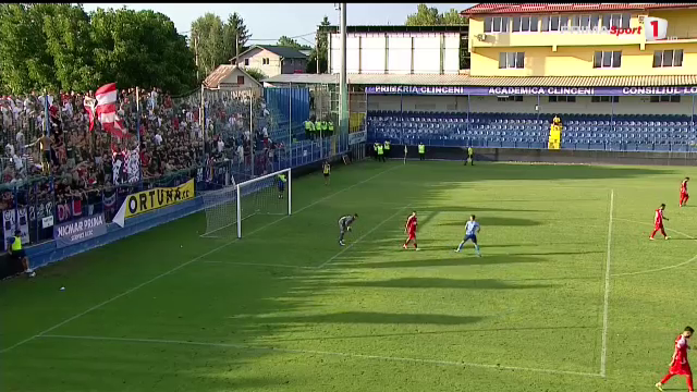 Eliminat după ce și-a scuipat adversarul! Ce s-a întâmplat în Progresul Spartac - Dinamo_4