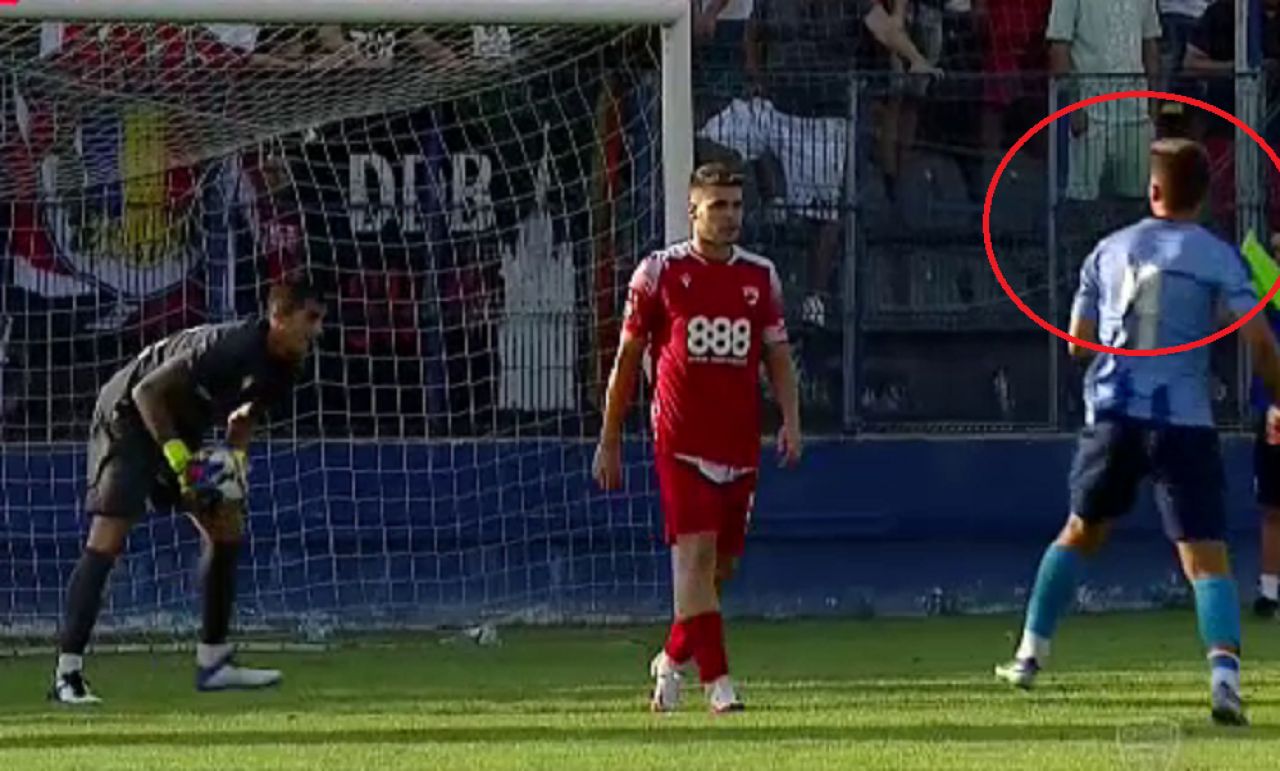 Eliminat după ce și-a scuipat adversarul! Ce s-a întâmplat în Progresul Spartac - Dinamo_10
