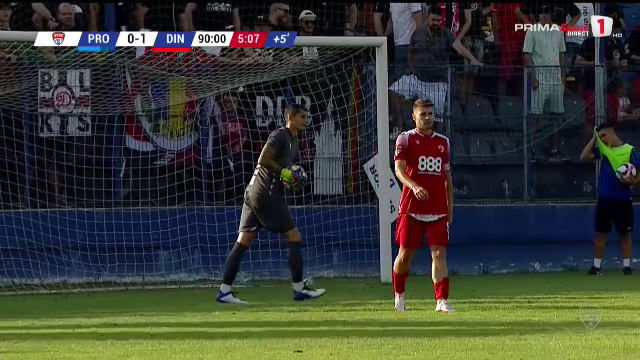 Eliminat după ce și-a scuipat adversarul! Ce s-a întâmplat în Progresul Spartac - Dinamo_12