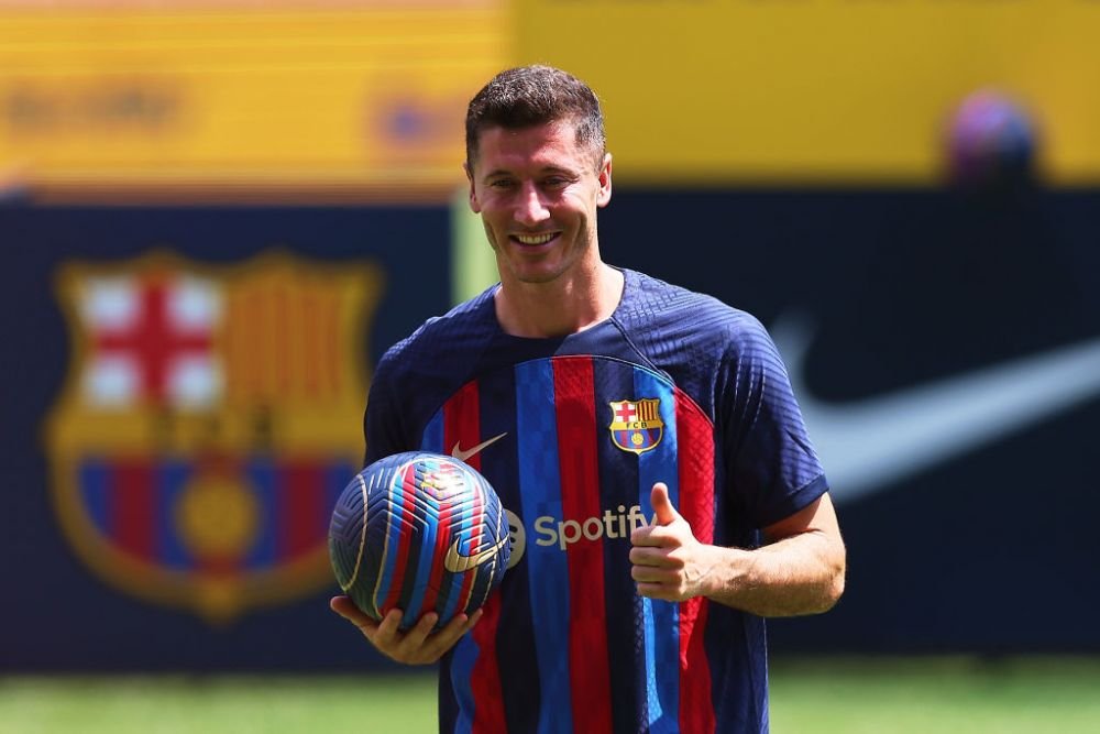 Robert Lewandowski a avut o cerere specială pentru oficialii Barcelonei în ziua prezentării sale! Ce a vrut atacantul _2
