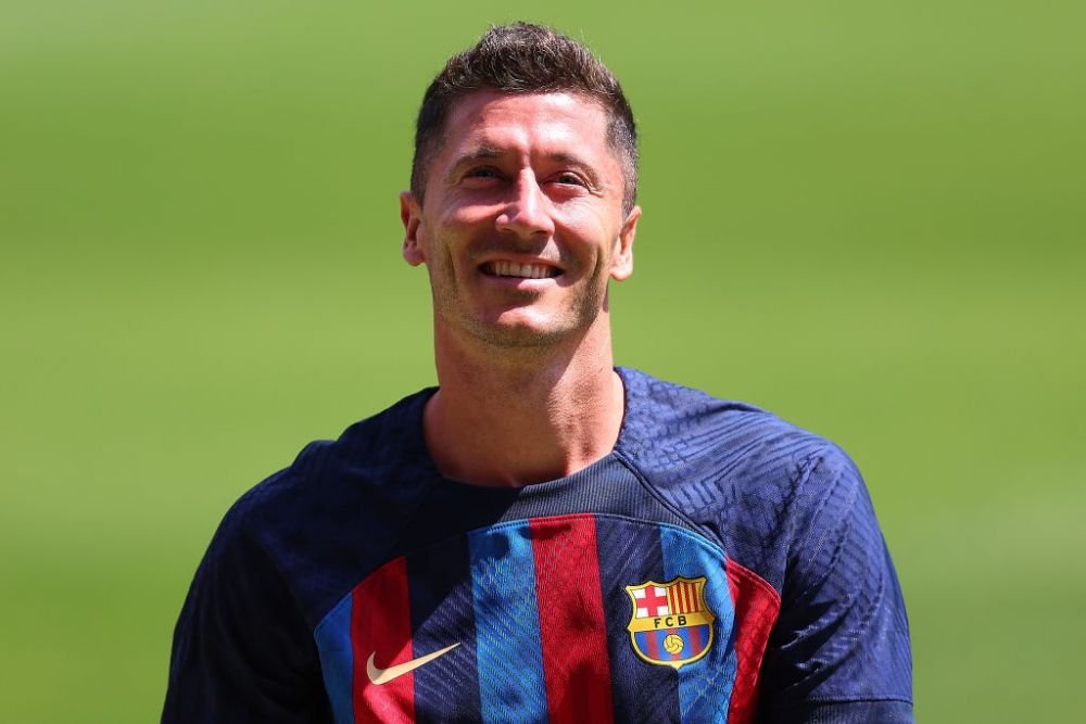Robert Lewandowski a avut o cerere specială pentru oficialii Barcelonei în ziua prezentării sale! Ce a vrut atacantul _3