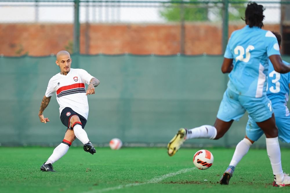 Șumudică, șeic la Al Raed! Încă o victorie la noua echipă și primul gol al lui Alexandru Mitriță pentru saudiți_39