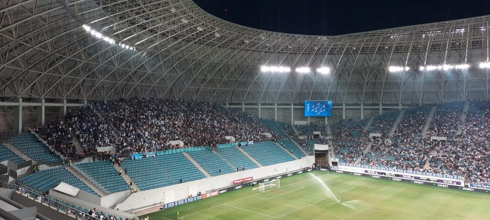 Prinși cu mâța-n sac? Mesajele ultrașilor Universității Craiova, date de gol de Peluza Sud a lui FCU: „Mai faceți ordine după voi”_5