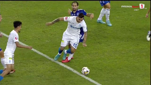 Istvan Kovacs, prestație slabă în prima repriză a derby-ului Craiovei! N-a văzut primul penalty, al doilea n-a fost_2