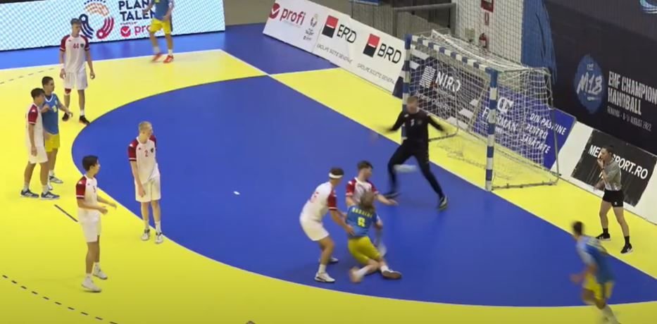 Rom&acirc;nia a debutat cu o victorie categorică la Campionatul European EHF U18