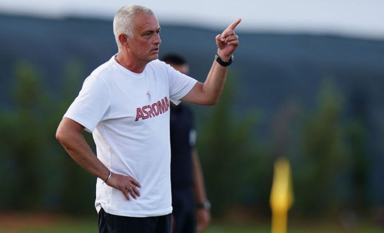 Nu este în planurile lui Jose Mourinho. Unde ar putea ajunge superfotbalistul de la AS Roma_10