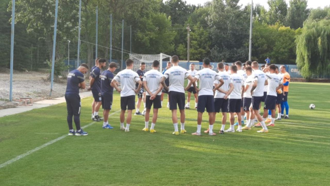 Mirel Rădoi a condus primul antrenament la Universitatea Craiova. Jucătorii „exilați” au revenit în lot_3
