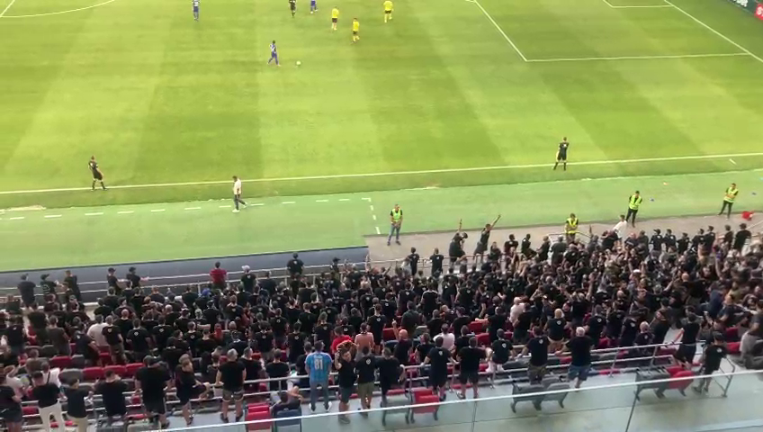 Gestul neașteptat făcut de galeria lui CSA Steaua, după ce echipa nu a obținut dreptul de promovare în Liga 1_6
