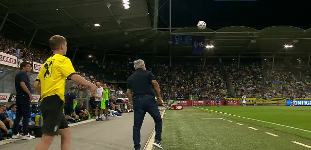 Mircea Lucescu a oferit faza serii! Preluare perfectă făcută de antrenorul lui Dinamo Kiev_2