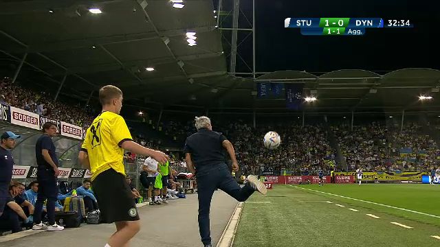 Mircea Lucescu a oferit faza serii! Preluare perfectă făcută de antrenorul lui Dinamo Kiev_5