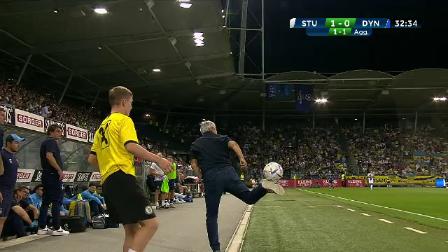 Mircea Lucescu a oferit faza serii! Preluare perfectă făcută de antrenorul lui Dinamo Kiev_7