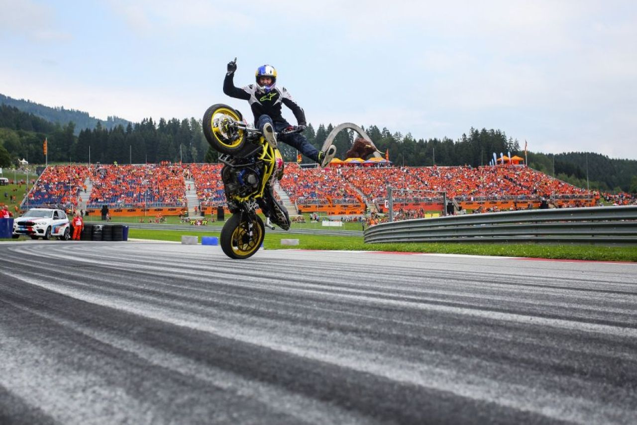 Din spatele ecranelor, în fața ta: Red Bull Racing încinge atmosfera în București pe 10 septembrie _1