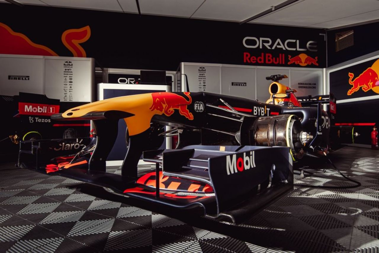 Din spatele ecranelor, în fața ta: Red Bull Racing încinge atmosfera în București pe 10 septembrie _8