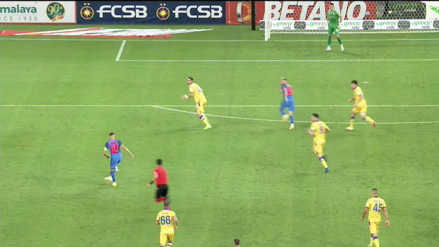A revenit Tavi Popescu! Pasă perfectă la faza &icirc;n care Andrei Cordea a marcat &icirc;n FCSB - Dunajska Streda
