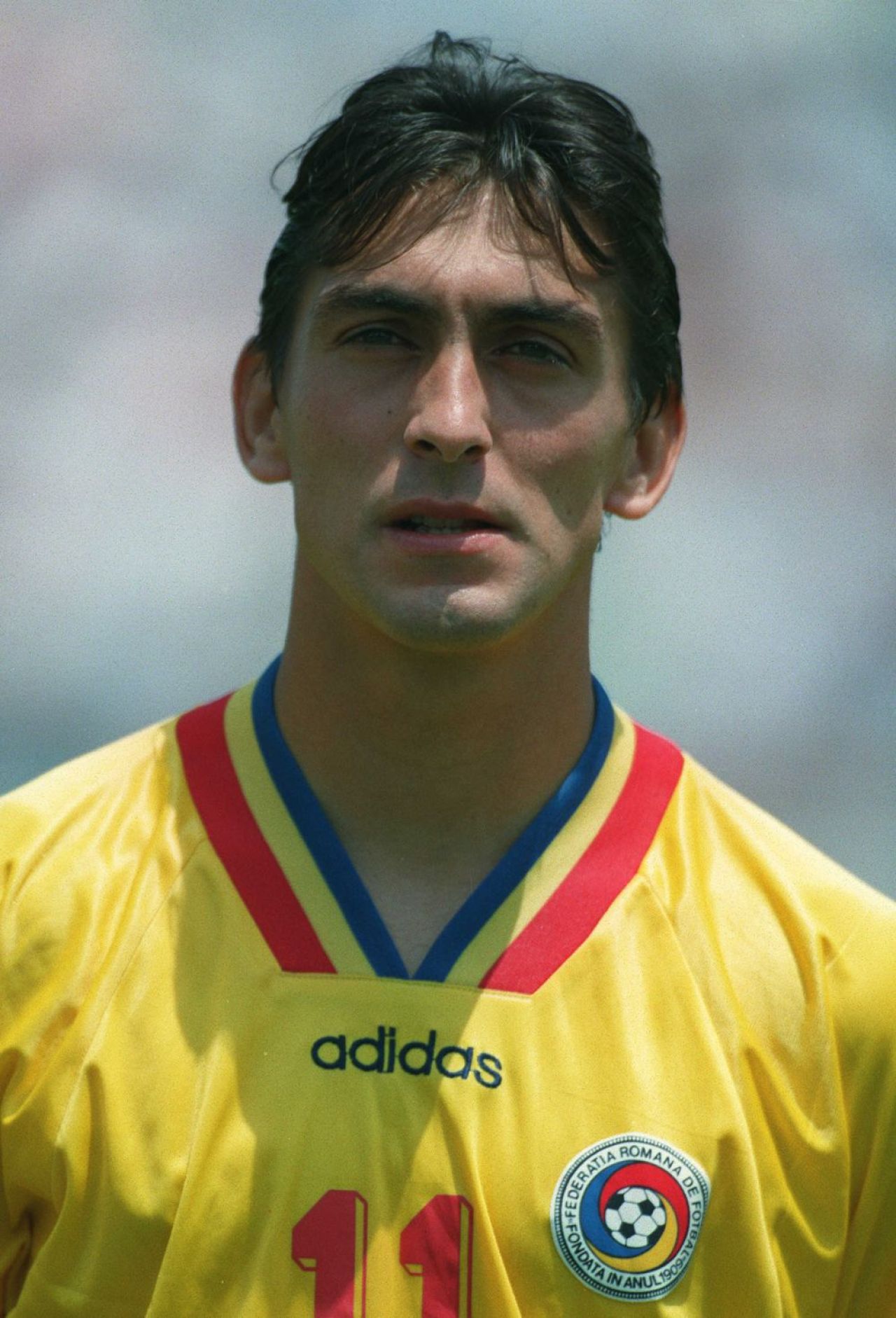 Ilie Dumitrescu, reverență în fața unui jucător al Craiovei.