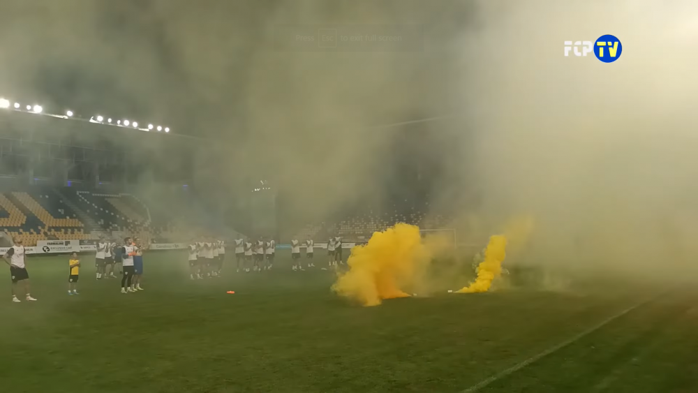 Se anunță 
