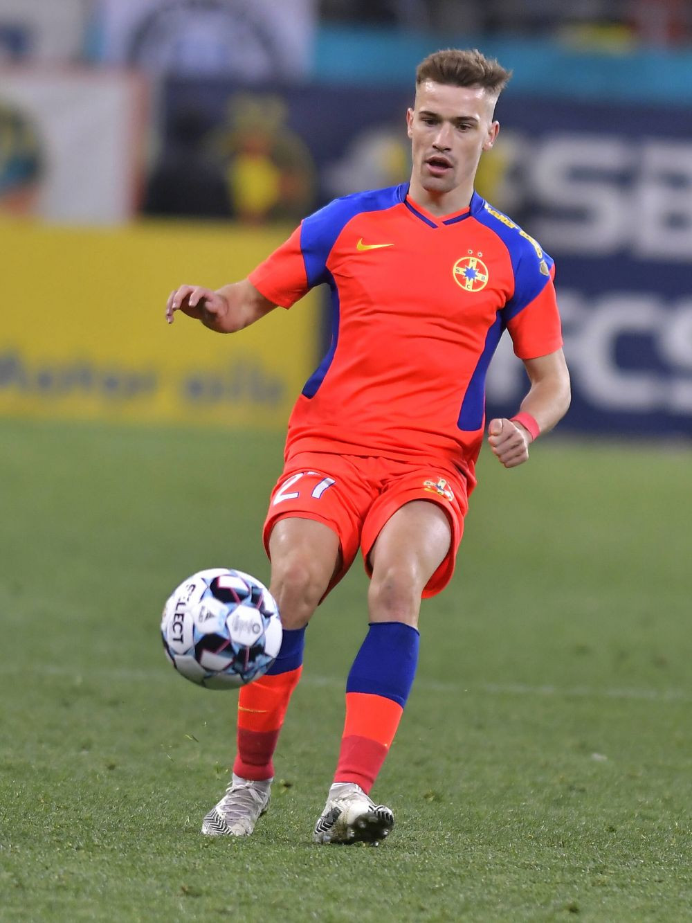 De ce e Darius Olaru un 