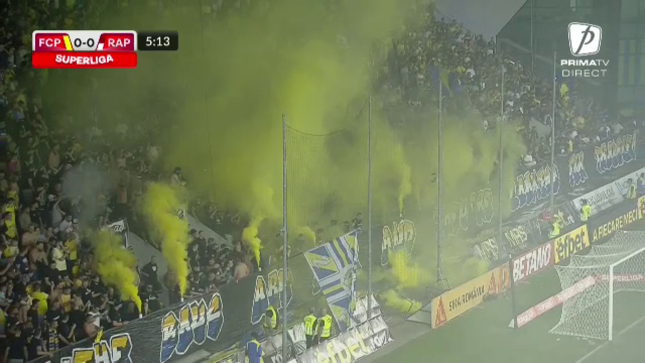 Petrolul - Rapid 1-0 | Mutu îl încurajează pe Moldovan în urma gafei incontestabile: „E cel mai bun din țară”_4