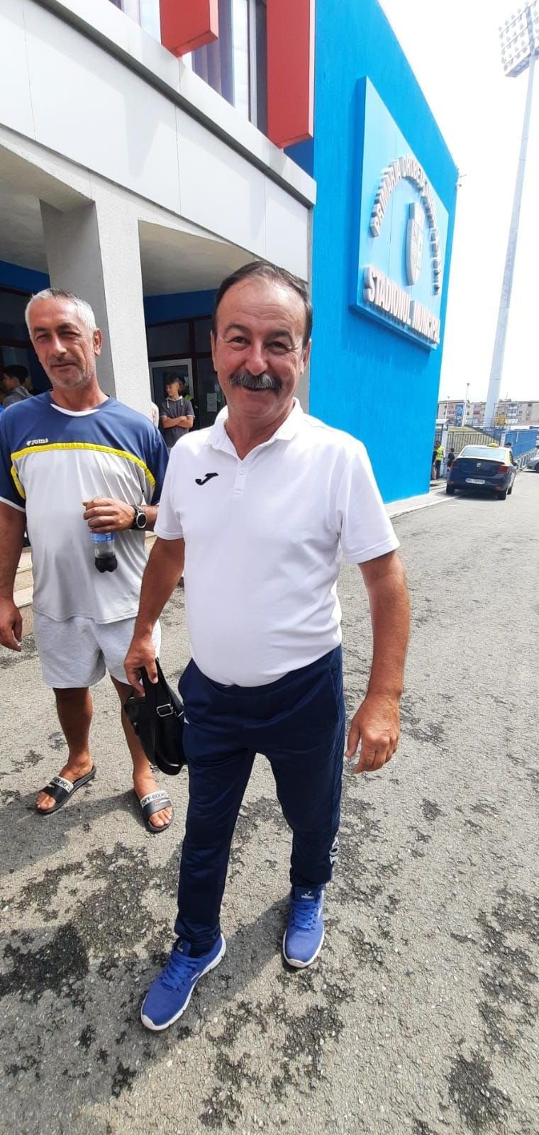 Surpriză pentru Mirel Rădoi! Cine îl va susține din tribune la Severin, în Universitatea Craiova - CS Mioveni_2