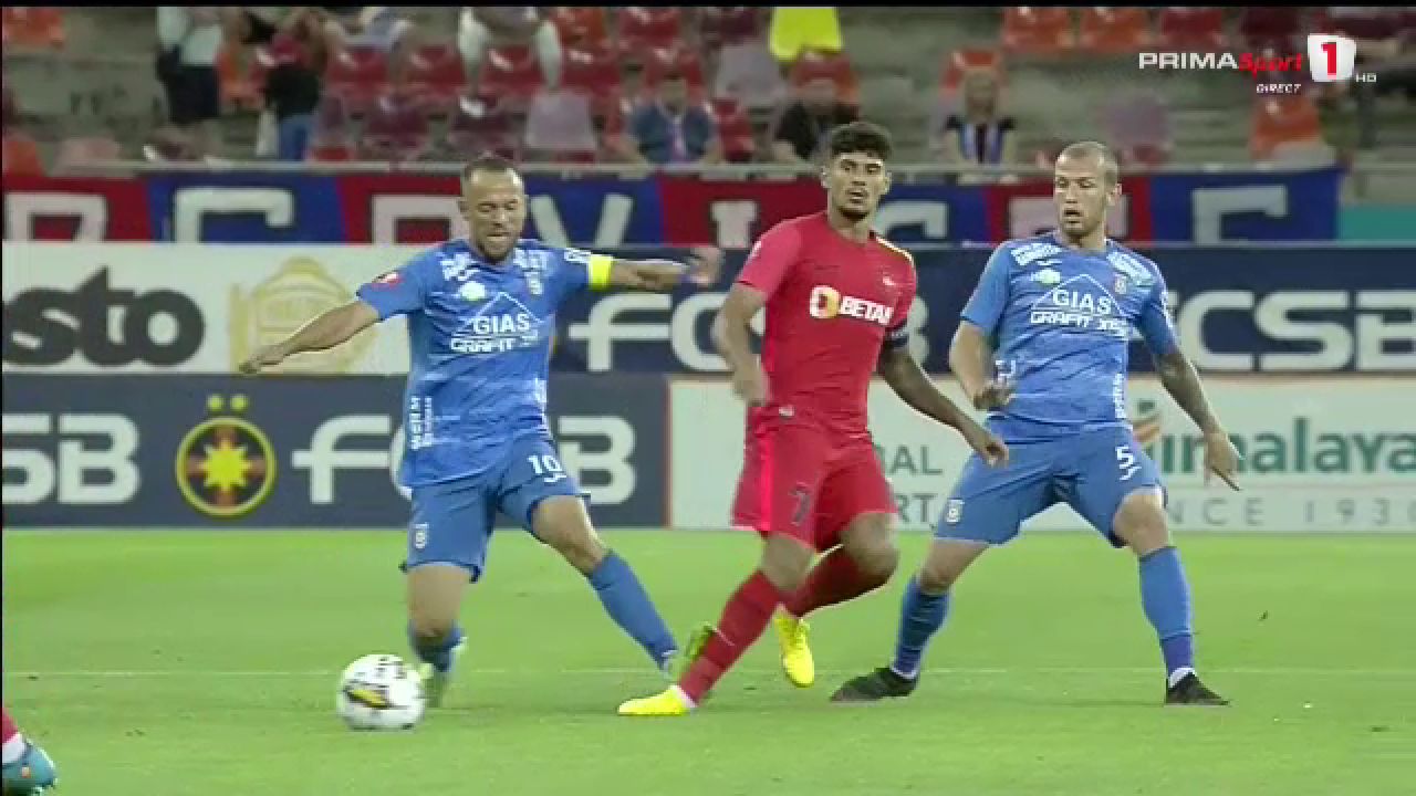 Emoții pentru fanii FCSB-ului! Florinel Coman, faultat grosolan de Neguț! Atacantul Chindiei a văzut cartonașul roșu _4