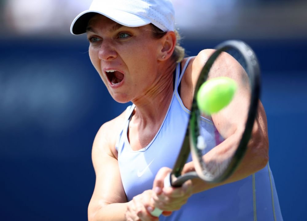 Simona Halep, asaltată de fani după victoria de la Toronto. Antrenorul tenismenei i-a 