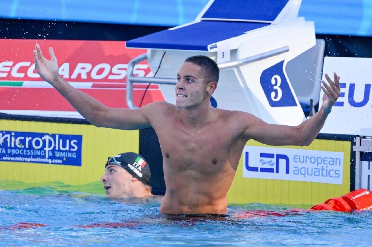 ”Este singur pe planeta sa”. David Popovici, elogiat de L'Equipe după a doua medalie de la Campionatul Europan_1