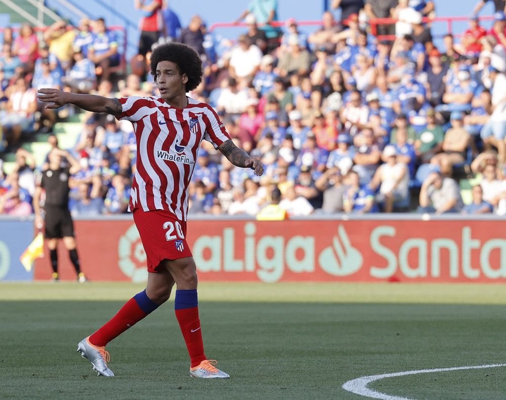 Numai Diego Simeone putea face asta! Pe ce post l-a folosit pe Axel Witsel la debutul belgianului pentru Atletico_3
