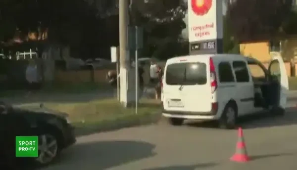 Bătaie între suporteri înainte de Dinamo - Oțelul