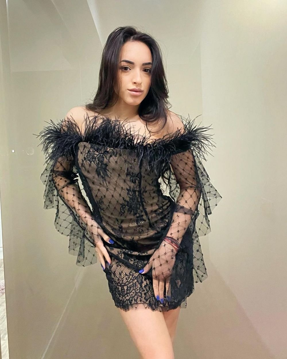 Larisa Iordache, apariție spectaculoasă la plajă. Fosta gimnastă a făcut senzație în costum de baie _14