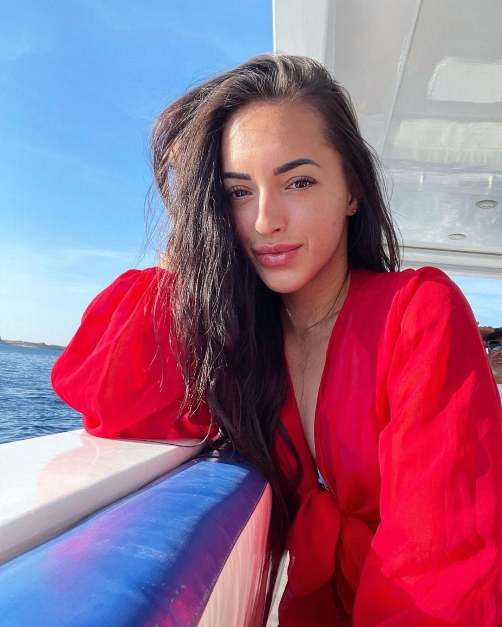 Larisa Iordache, apariție spectaculoasă la plajă. Fosta gimnastă a făcut senzație în costum de baie _31