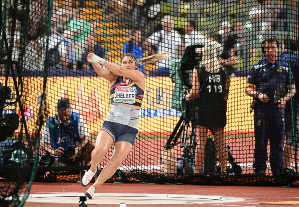Ce performanță! Bianca Ghelber, campioană europeană la aruncarea ciocanului_3
