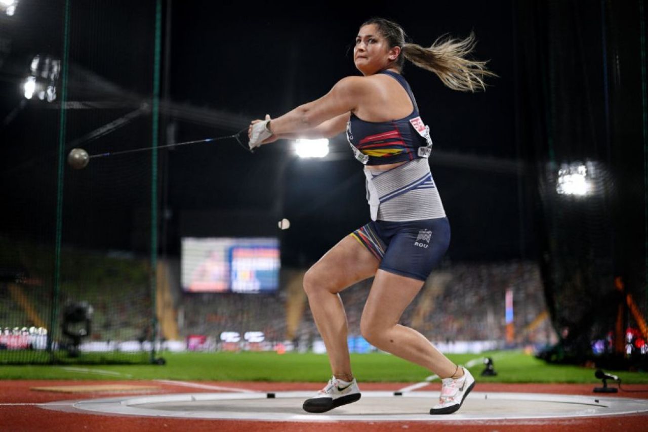 Ce performanță! Bianca Ghelber, campioană europeană la aruncarea ciocanului_4